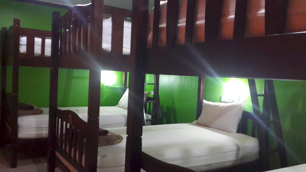 Silla Patong Hostel Dış mekan fotoğraf