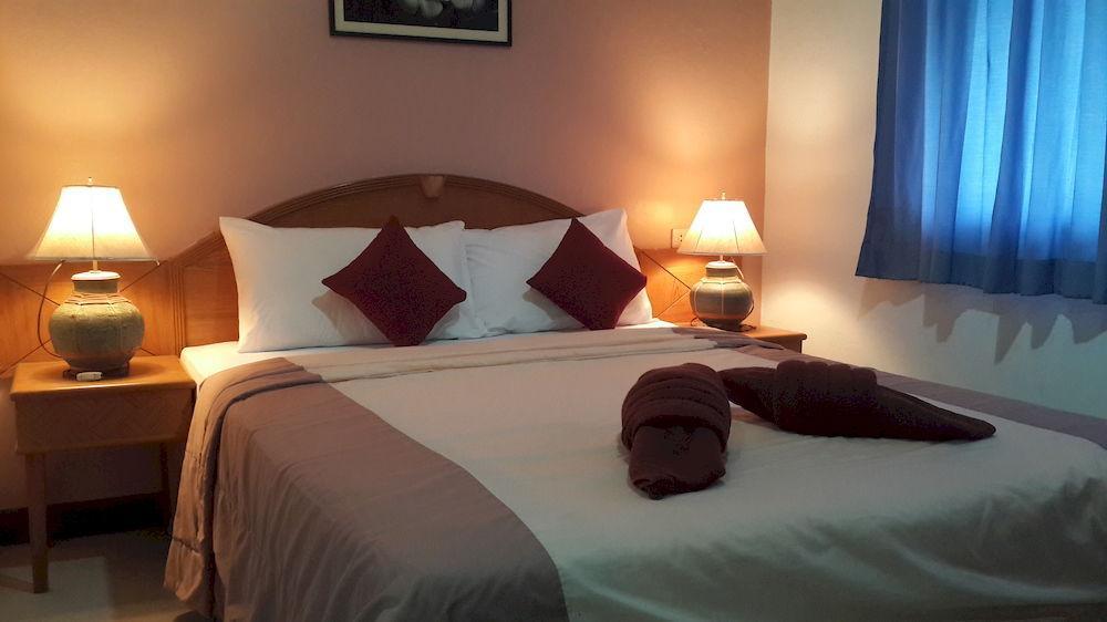 Silla Patong Hostel Dış mekan fotoğraf