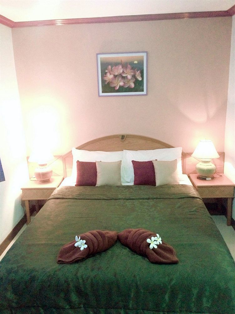 Silla Patong Hostel Dış mekan fotoğraf