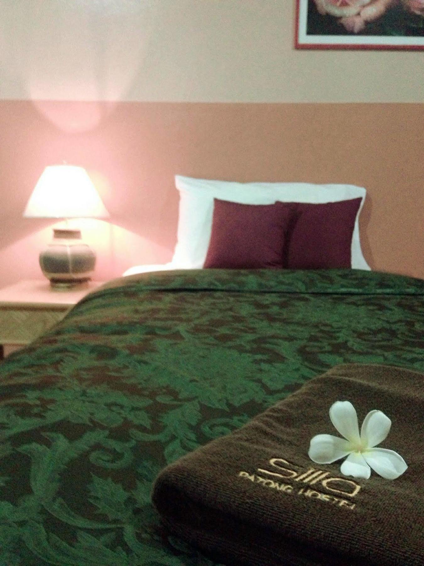 Silla Patong Hostel Dış mekan fotoğraf