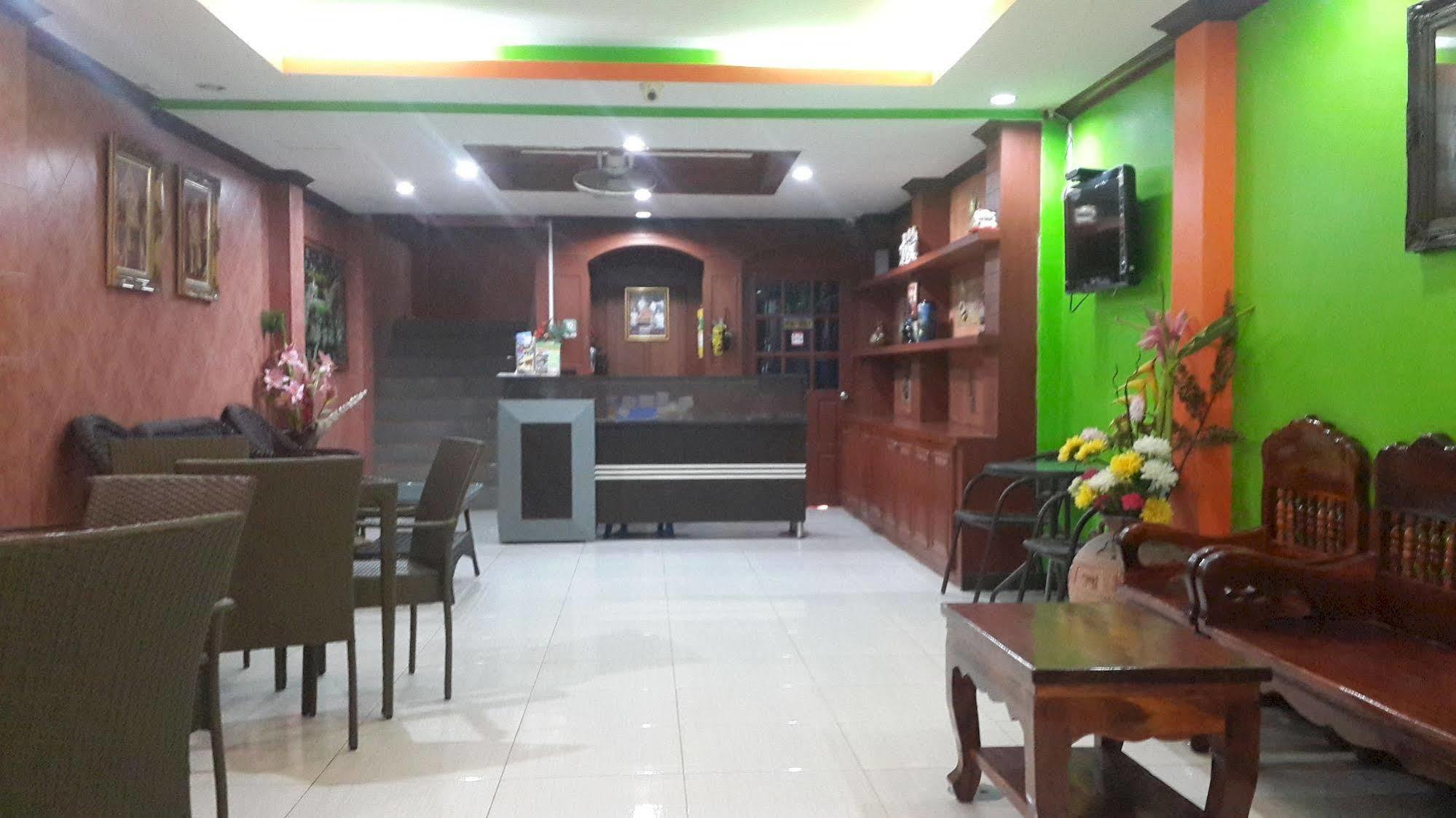 Silla Patong Hostel Dış mekan fotoğraf