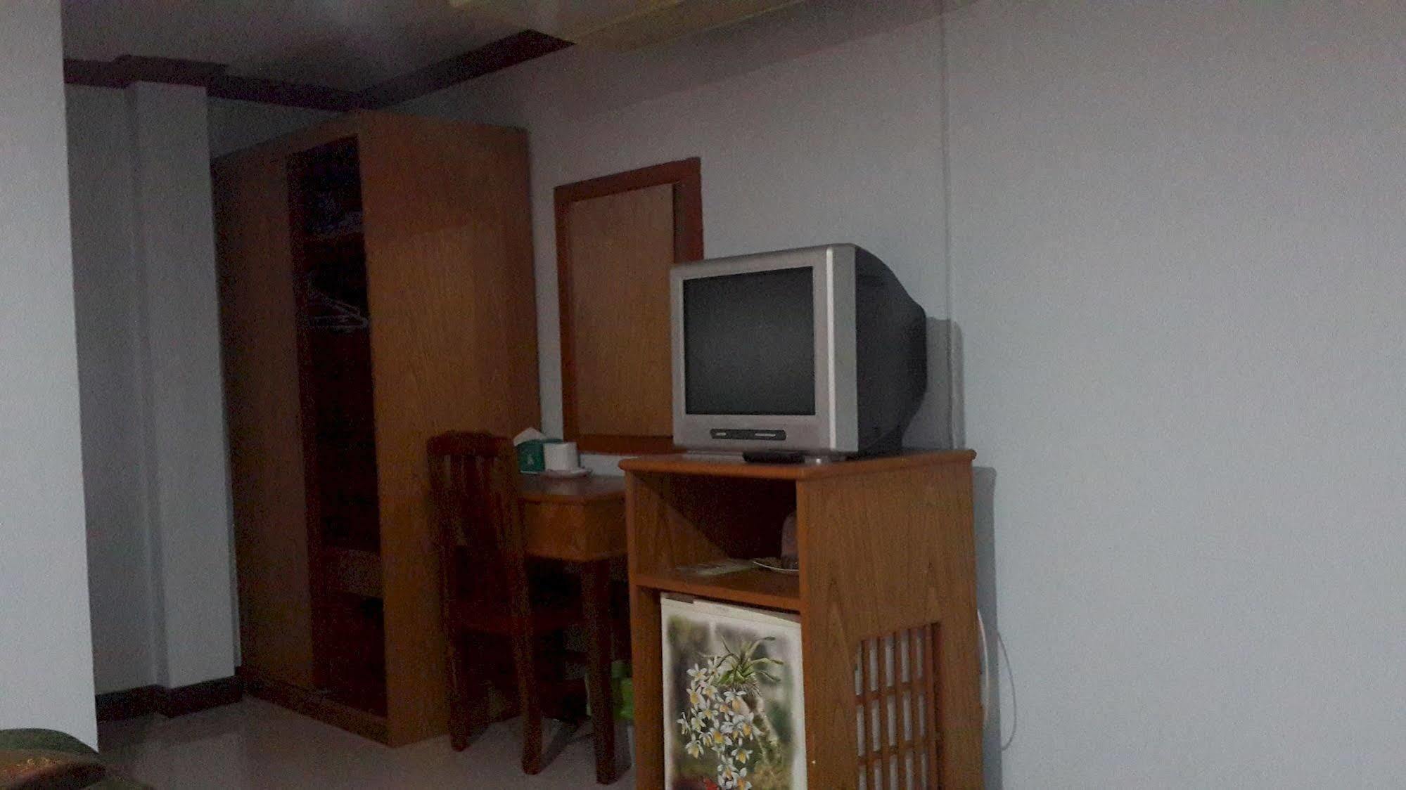 Silla Patong Hostel Dış mekan fotoğraf